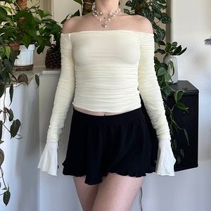 🤍Pastel Yellow Mesh Off Shoulder Top🤍